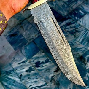 The Royal Damascus Knife